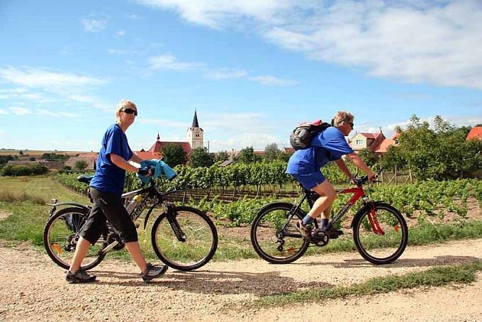 Genuss und Gruseln unter und über der Erde