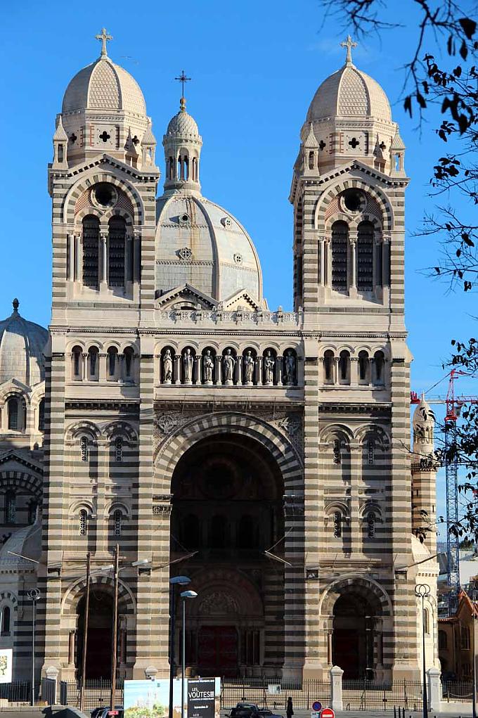 Die Cathédrale de la Major wurde ab 1852 erbaut und steht oberhalb des Quai de la Joliette