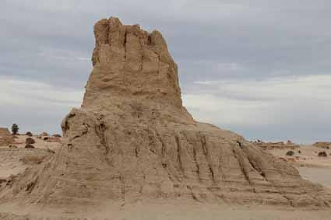 Skurrile Sandformation im Mungo-Nationalpark