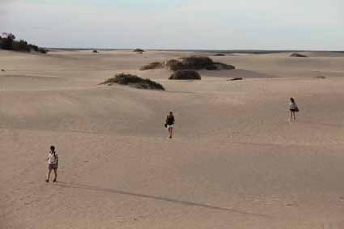Imposante Sanddünenlandschaft: Der Mungo-Nationalpark zählt zum UNESCO-Welterbe