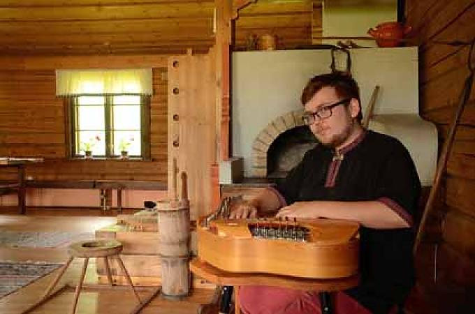 Regenbogen überm Wurstkiosk