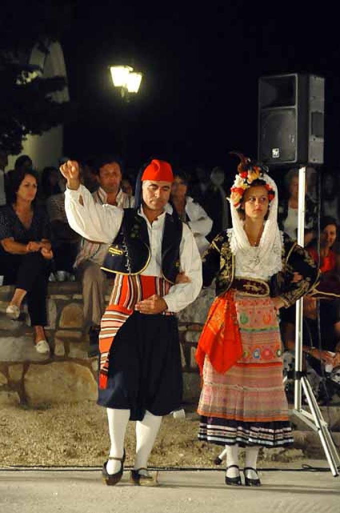 Auftritt der Tanzgruppe 