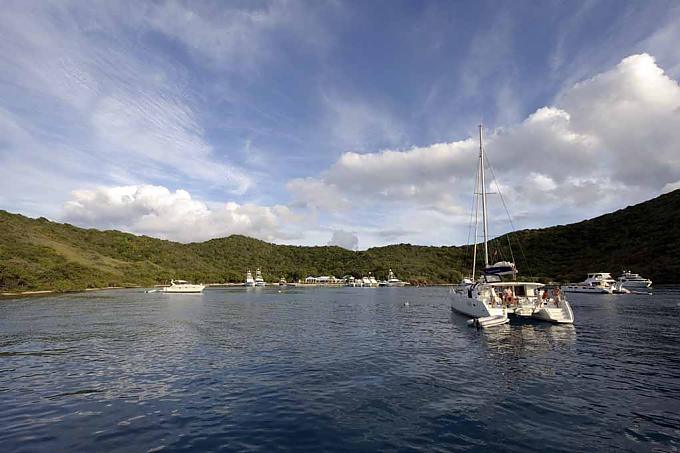 Unter weißen Segeln