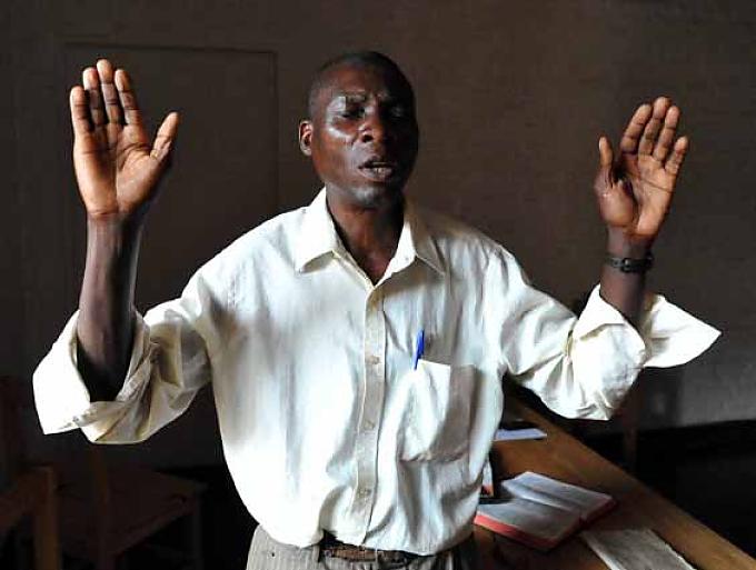 Hundert Tage Massenmord, hundert Jahre Trauma?