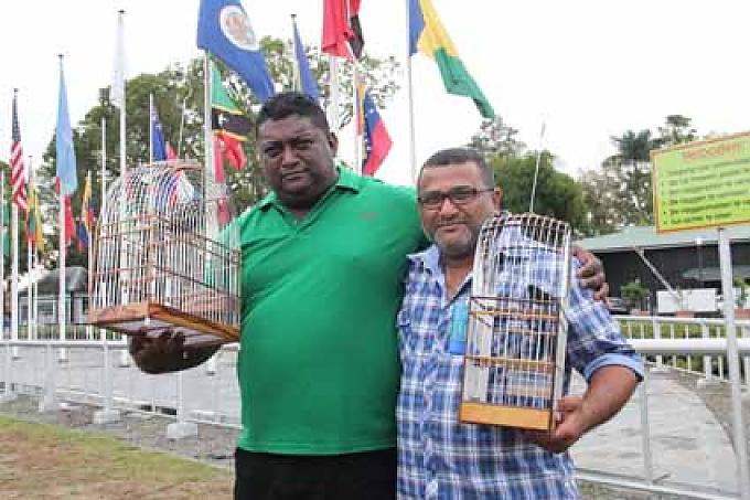 Zaid Halmahomet (r.) und Shiraz Abdul Zaid Halmahomet (r.) und Shiraz Abdul