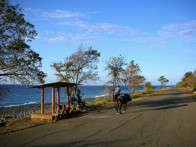 Kein Land wie jedes andere Kein Land wie jedes andere