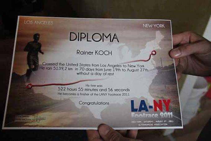 Urkunde: Transamerikalauf von Los Angeles nach New York. Urkunde: Transamerikalauf von Los Angeles nach New York.