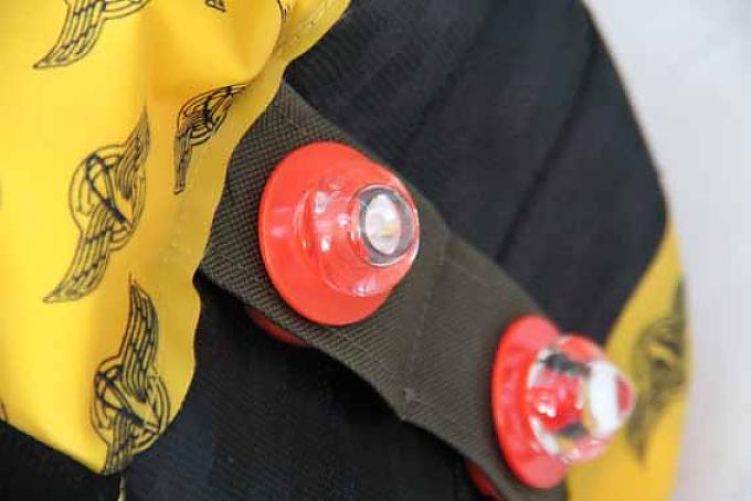 Retterin der Rettungswesten Retterin der Rettungswesten