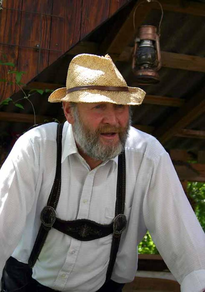 Sepp Fischer ist das urige Original des Illerwinkels. Sepp Fischer ist das urige Original des Illerwinkels.