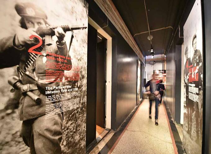 Gestern Ort des Grauens, heute Ort des Gedenkens Gestern Ort des Grauens, heute Ort des Gedenkens