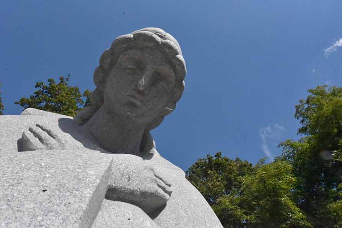 Das Mädchen mit den Ähren Das Mädchen mit den Ähren