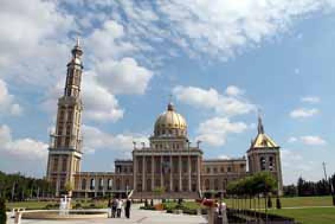 Die Basilika der Muttergottes von Lichen Die Basilika der Muttergottes von Lichen