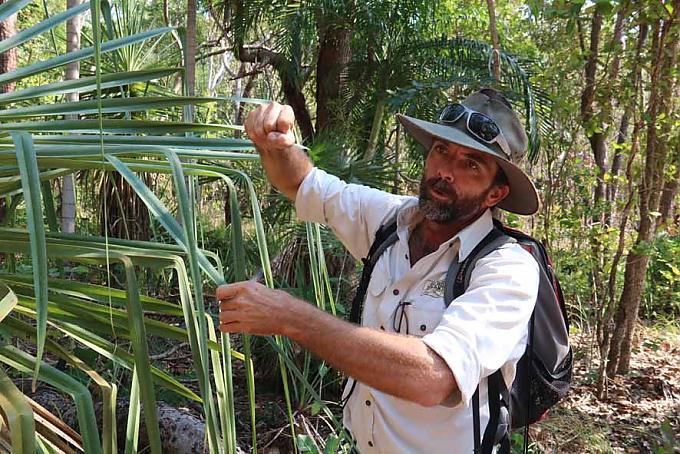 Guide Neville Beeby. Guide Neville Beeby.