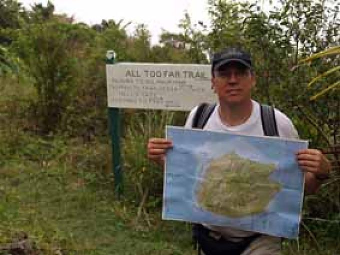 „Die Sensation von Saba ist die Natur“, meint Wolfgang Tooten, ein Deutscher, der mit seiner Frau Barbara ein kleines Hotel betreibt. „Die Sensation von Saba ist die Natur“, meint Wolfgang Tooten, ein Deutscher, der mit seiner Frau Barbara ein kleines Hotel betreibt.