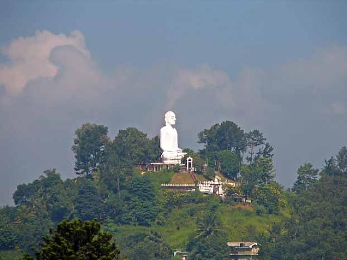 Buddha-Statue in Kandy. Buddha-Statue in Kandy.