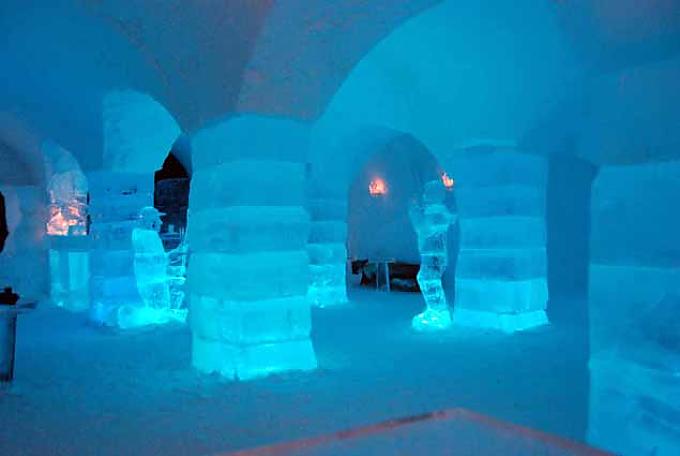 Sorrisniva-Iglu-Hotel in Alta Hundeschlittensafari mit Sven Engholm in der Nähe von Karasjok