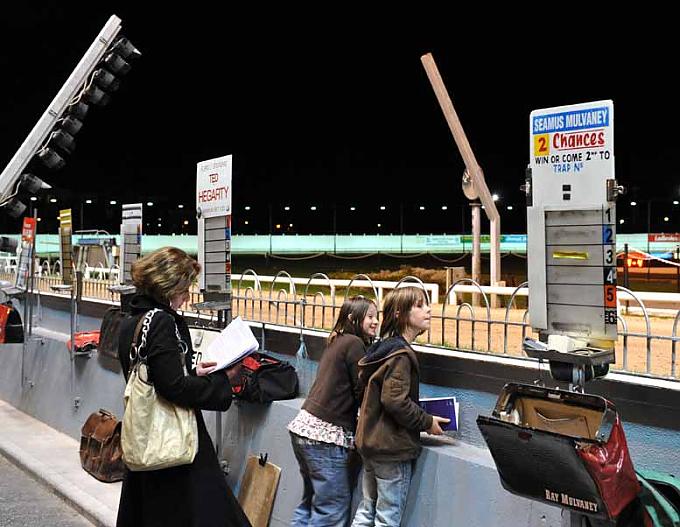 Amelie, Liz und Ann Teppich im Eingangsbereich