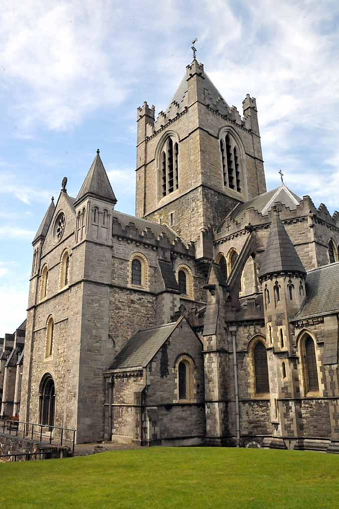 Kathedrale der Heiligen Dreifaltigkeit – meist Christ Church Kathedrale genannt Kathedrale der Heiligen Dreifaltigkeit – meist Christ Church Kathedrale genannt
