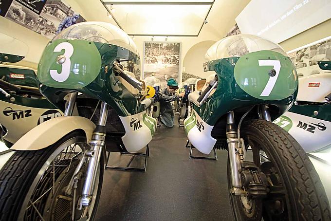 Der Automobilbau in Zwickau ist untrennbar verbunden mit dem genialen Konstrukteur August Horch Der Automobilbau in Zwickau ist untrennbar verbunden mit dem genialen Konstrukteur August Horch