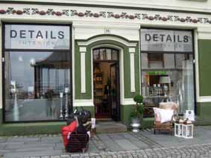 Alesund.Geschäft mit Jugendstildekor Alesund.Geschäft mit Jugendstildekor