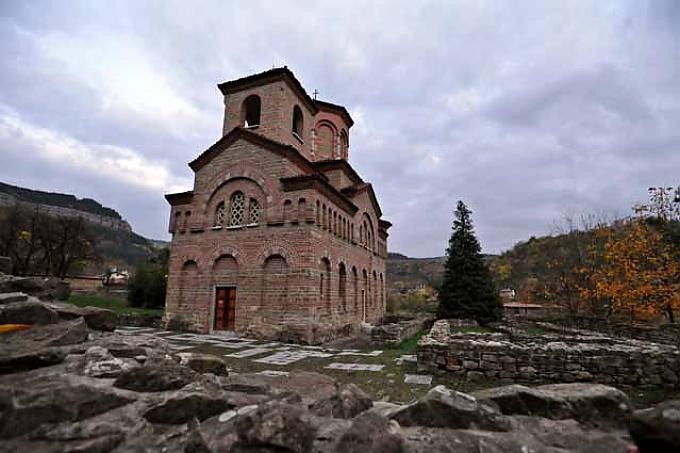 Blick vom Zarenhügel auf Veliko Tarnovo